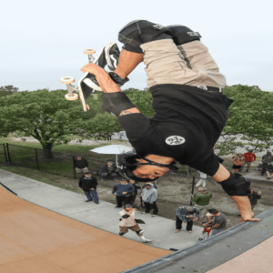 henry gutierrez, monster series 8.5"